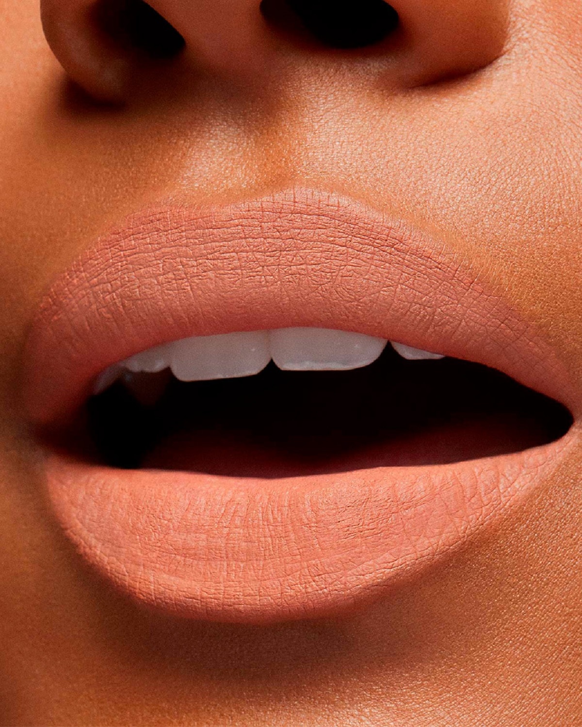 M·A·C LOCKED KISS INK (LABIAL LÍQUIDO MATE)